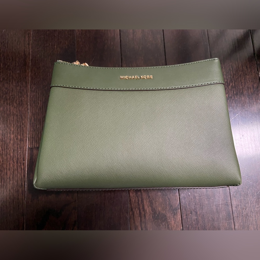 NWT Michael Kors Lori Crossbody Bag